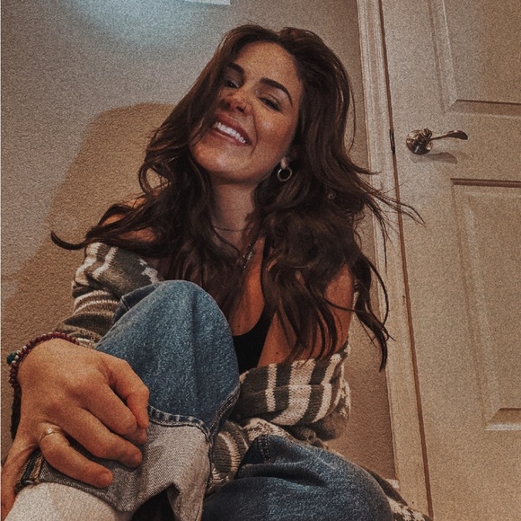 Meet your Posher, Meghan - Picture 1 of 1